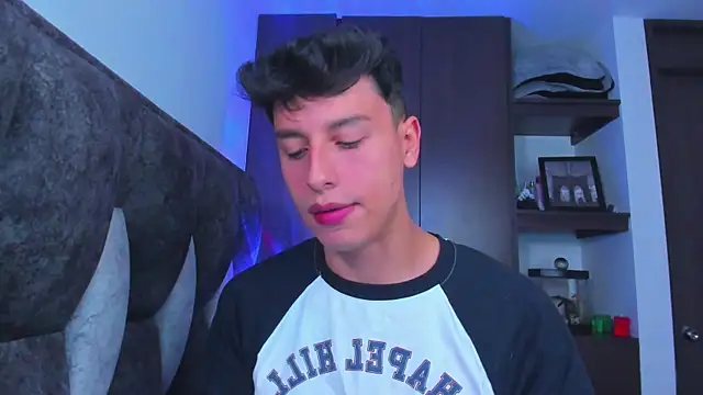 Snapshot of I_Gabriel chatting on January 22, 2025, 8:28 pm I Gabriel online show from January 22, 2025, 8:28 pm