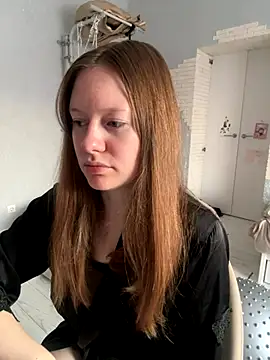 Snapshot of ConnieDaw chatting on December 18, 2025, 5:01 am ConnieDaw online show from December 18, 2025, 5:01 am