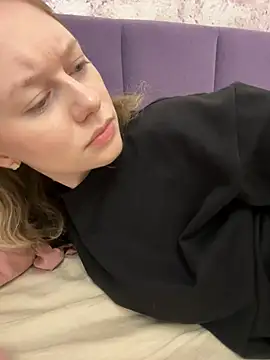 Snapshot of ConnieDaw chatting on December 11, 2024, 9:30 am ConnieDaw online show from December 11, 2024, 9:30 am