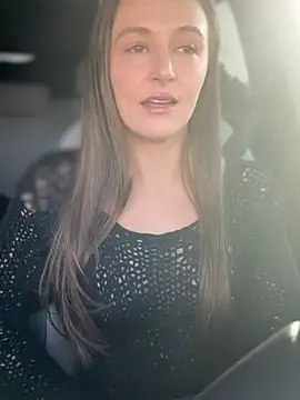 lunagirl13 online show from January 13, 2026, 10:35 pm