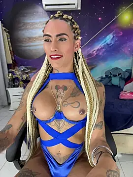Snapshot of Nella_Dolls chatting on August 2, 2026, 9:23 pm Nella Dolls online show from August 2, 2026, 9:23 pm