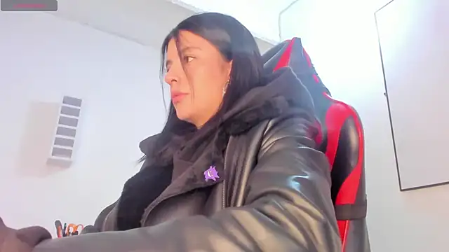 AneeSmith online show from March 14, 2025, 4:19 pm