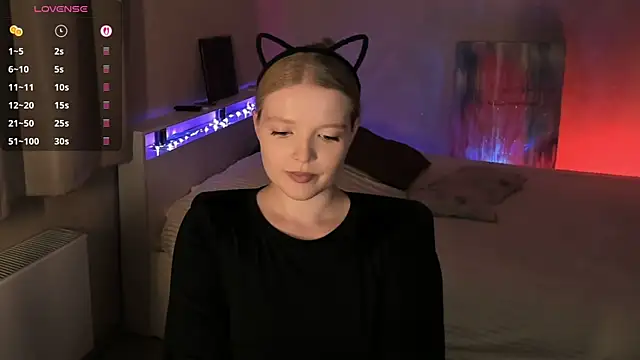 Snapshot of Ssweet_annie chatting on June 18, 2026, 8:03 pm Ssweet annie online show from June 18, 2026, 8:03 pm