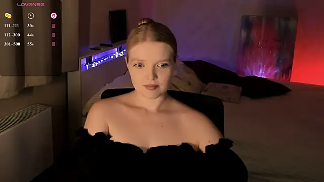 Snapshot of Ssweet_annie chatting on June 21, 2026, 7:30 pm Ssweet annie online show from June 21, 2026, 7:30 pm