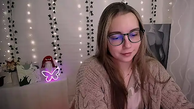 SweetPrincess  online show from October 4, 2025, 5:53 am