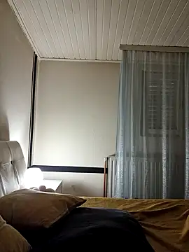 Snapshot of TamaraSavage chatting on March 16, 2025, 2:44 pm TamaraSavage online show from March 16, 2025, 2:44 pm