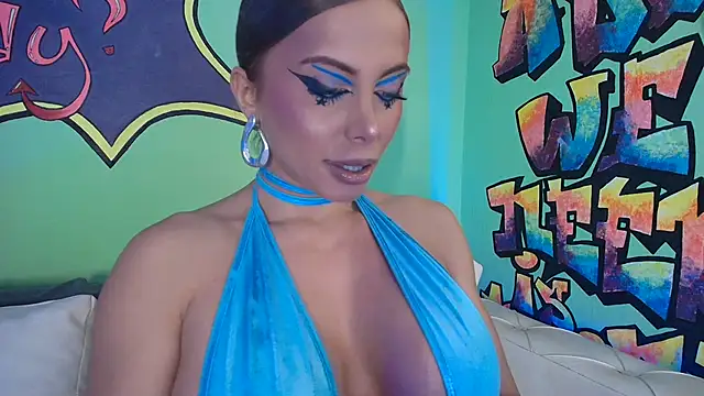 Snapshot of TamaraSavage chatting on September 30, 2025, 8:31 am TamaraSavage online show from September 30, 2025, 8:31 am