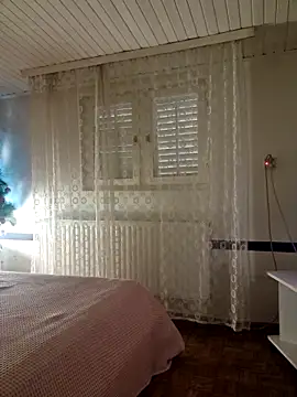 Snapshot of TamaraSavage chatting on January 10, 2025, 9:23 am TamaraSavage online show from January 10, 2025, 9:23 am