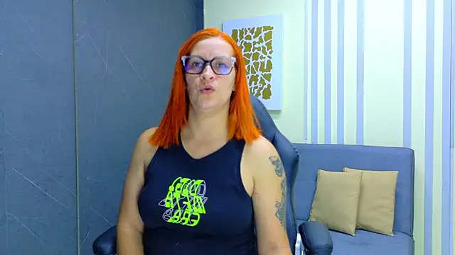Snapshot of Britney_taylor_ chatting on May 12, 2026, 7:42 pm Britney taylor online show from May 12, 2026, 7:42 pm