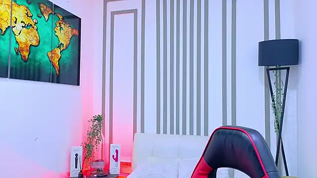 Snapshot of Britney_taylor_ chatting on October 24, 2025, 9:25 pm Britney taylor online show from October 24, 2025, 9:25 pm