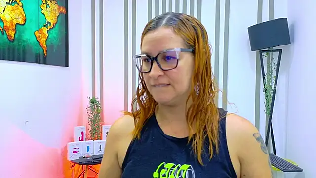 Snapshot of Britney_taylor_ chatting on November 24, 2025, 9:59 pm Britney taylor online show from November 24, 2025, 9:59 pm