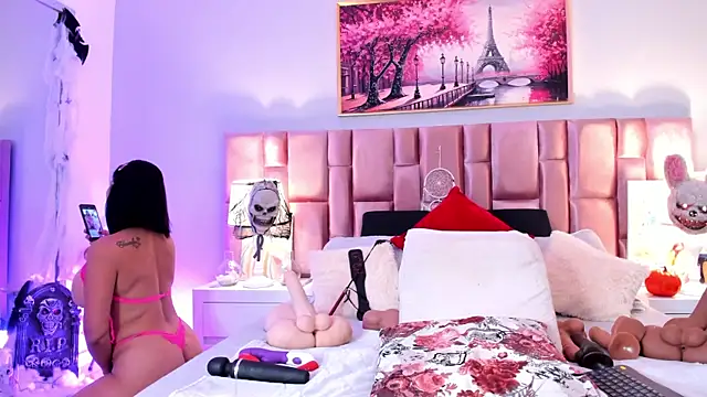 Snapshot of Anaa_Bellaa chatting on October 21, 2025, 12:26 pm Anaa Bellaa online show from October 21, 2025, 12:26 pm