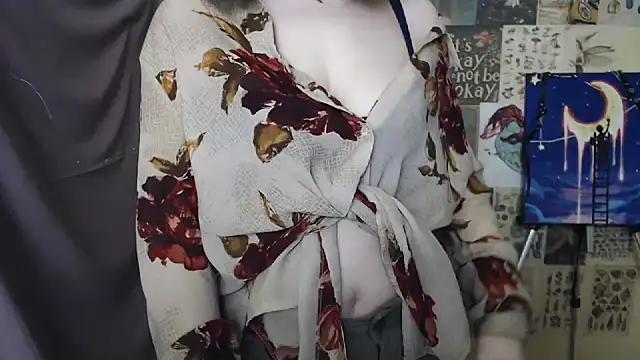 VeryVeryVeryShy  online show from March 6, 2025, 6:52 am