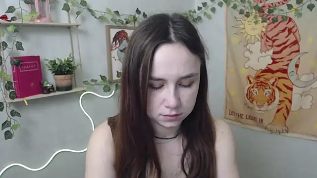 Snapshot of VeryVeryVeryShy_ chatting on April 15, 2026, 5:46 am VeryVeryVeryShy online show from April 15, 2026, 5:46 am