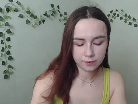 Snapshot of VeryVeryVeryShy_ chatting on March 28, 2026, 6:36 am VeryVeryVeryShy online show from March 28, 2026, 6:36 am