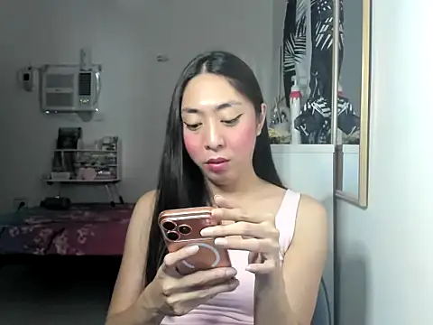 ErikaJayne4u online show from April 28, 2026, 4:06 am