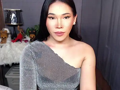 Ur Fantastic Lina online show from March 23, 2026, 2:06 pm