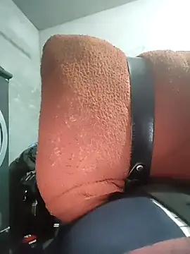 Snapshot of Hot2612 chatting on February 1, 2026, 1:31 pm Hot2612 online show from February 1, 2026, 1:31 pm