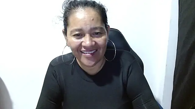 Snapshot of katia_mature chatting on October 10, 2025, 11:27 pm katia mature online show from October 10, 2025, 11:27 pm