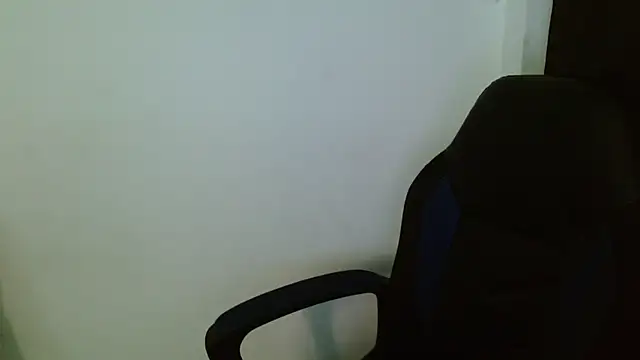 Snapshot of katia_mature chatting on October 31, 2025, 3:19 pm katia mature online show from October 31, 2025, 3:19 pm