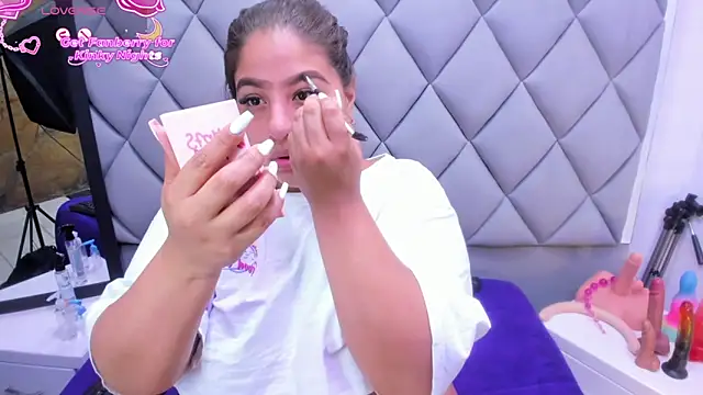 Snapshot of Luci_SexDeep chatting on November 9, 2025, 3:10 am Luci SexDeep online show from November 9, 2025, 3:10 am