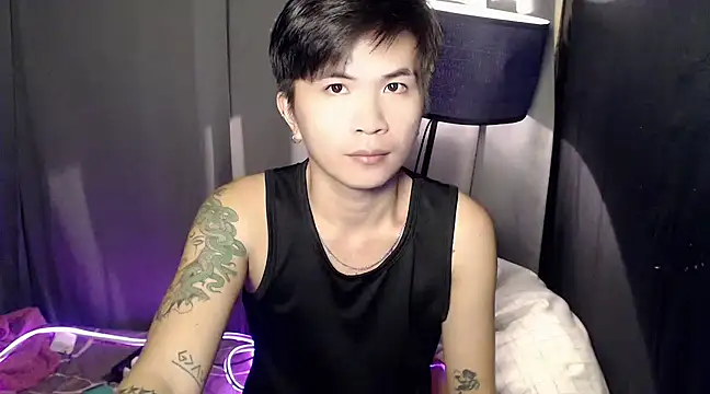 Snapshot of Sexy_Handsome_Drex chatting on March 9, 2025, 8:51 am Sexy Handsome Drex online show from March 9, 2025, 8:51 am