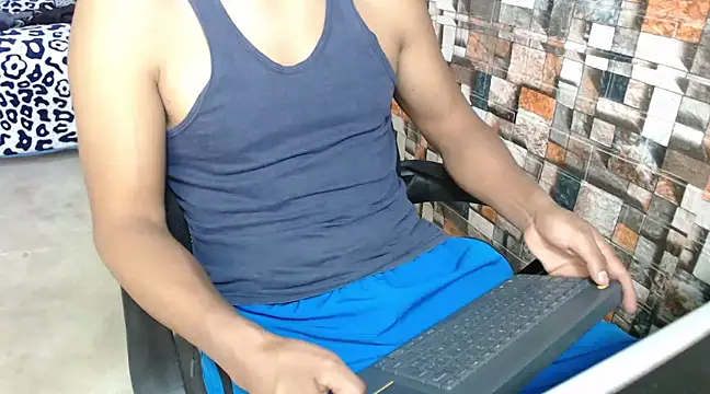 Snapshot of sexatlexx chatting on November 26, 2025, 9:15 pm sexatlexx online show from November 26, 2025, 9:15 pm