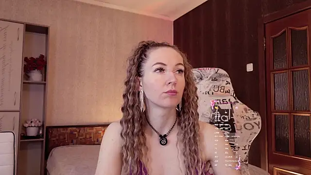 Snapshot of Hello_Lisha chatting on June 1, 2026, 8:25 am Hello Lisha online show from June 1, 2026, 8:25 am