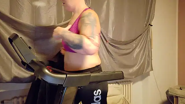 wetgerman 2 online show from May 12, 2026, 7:53 pm