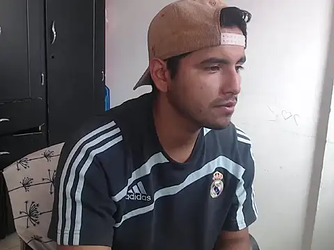 kylian 07 online show from November 16, 2025, 6:34 pm