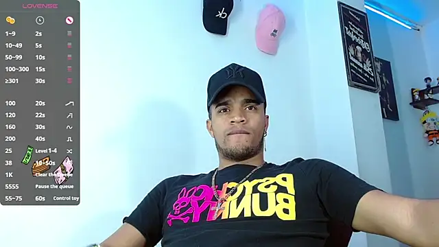 Snapshot of Bigcock_21cm_ chatting on March 4, 2025, 1:17 pm Bigcock 21cm  online show from March 4, 2025, 1:17 pm