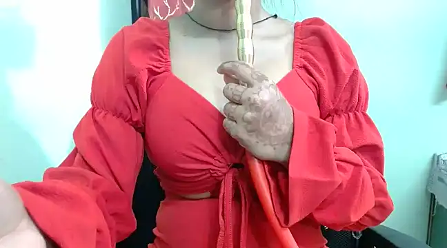 sweet-alia online show from March 17, 2025, 1:08 pm