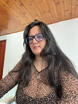 SWEETLILY18 online show from April 17, 2026, 12:52 pm