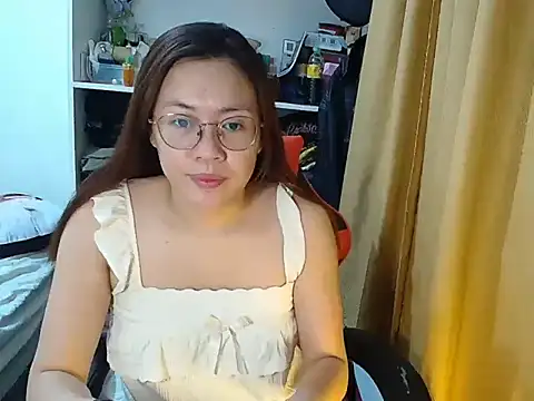 Snapshot of crizzybel chatting on April 18, 2026, 5:32 am crizzybel online show from April 18, 2026, 5:32 am