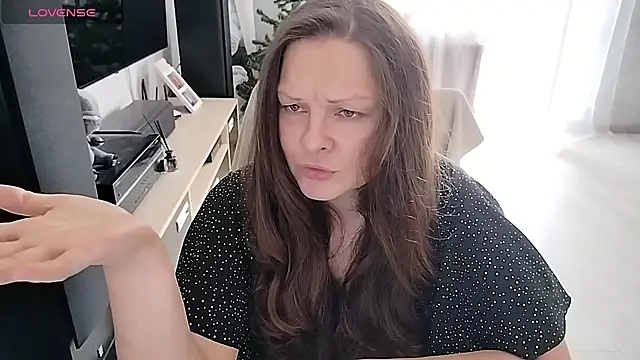 Snapshot of Marla_Singerrr chatting on June 17, 2026, 3:17 am Marla Singerrr online show from June 17, 2026, 3:17 am