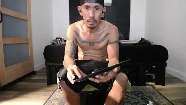 Snapshot of inc25cb@xh chatting on March 19, 2026, 7:52 am inc25cbxh online show from March 19, 2026, 7:52 am