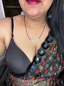 Zoya Varma004 online show from March 21, 2026, 6:36 am