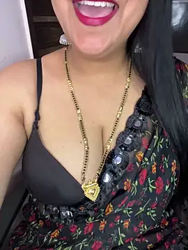 Zoya Varma004 online show from March 2, 2026, 5:19 am