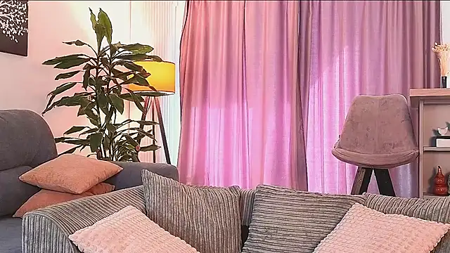 MayaCroft online show from March 11, 2025, 7:35 am