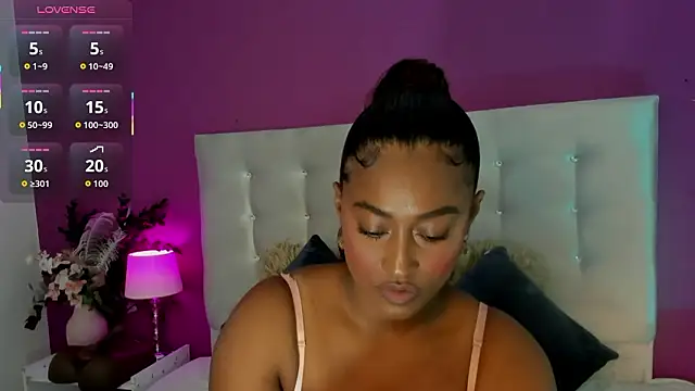 Snapshot of Brunna-Brownn chatting on March 25, 2026, 11:53 am Brunna-Brownn online show from March 25, 2026, 11:53 am