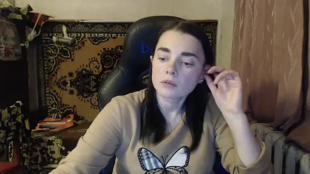 Snapshot of AlisaLaDiva chatting on December 10, 2024, 8:38 pm AlisaLaDiva online show from December 10, 2024, 8:38 pm