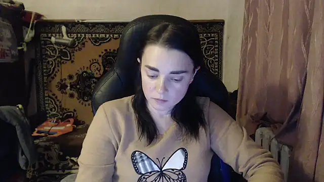 Snapshot of AlisaLaDiva chatting on December 8, 2024, 8:58 pm AlisaLaDiva online show from December 8, 2024, 8:58 pm