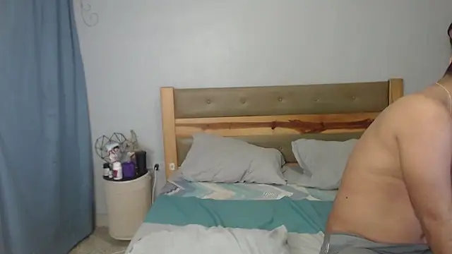 couplesex ve online show from November 24, 2025, 12:27 pm