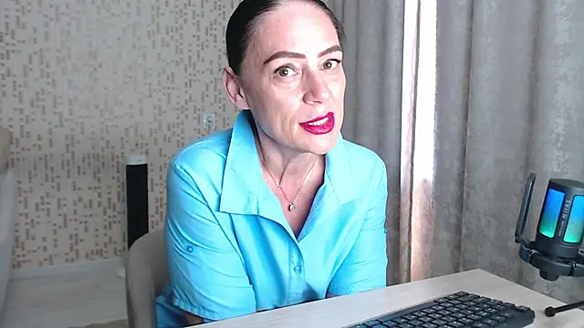 Snapshot of BelovedLady chatting on May 24, 2026, 6:57 am BelovedLady online show from May 24, 2026, 6:57 am