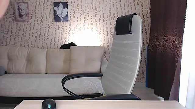 Snapshot of BelovedLady chatting on February 16, 2026, 6:12 am BelovedLady online show from February 16, 2026, 6:12 am