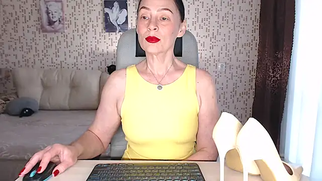 Snapshot of BelovedLady chatting on February 17, 2026, 6:22 am BelovedLady online show from February 17, 2026, 6:22 am