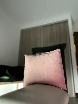 Snapshot of martiiaciar chatting on October 28, 2025, 1:39 am martiiaciar online show from October 28, 2025, 1:39 am