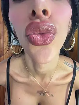 Snapshot of morganaramirez chatting on June 28, 2026, 4:46 pm morganaramirez online show from June 28, 2026, 4:46 pm