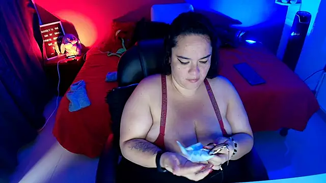 Snapshot of lulubigtitts1 chatting on January 11, 2026, 4:25 pm lulubigtitts1 online show from January 11, 2026, 4:25 pm