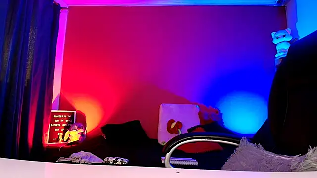 lulubigtitts1 online show from March 5, 2026, 3:08 pm